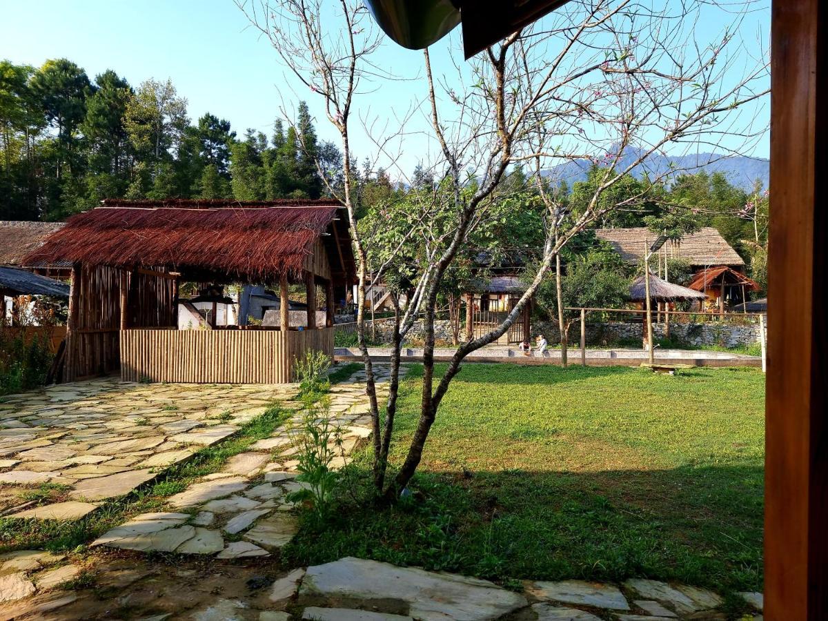Chook Bungalow Ha Giang Esterno foto